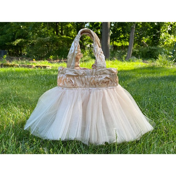 Ivory Princess Tote, Bridesmaid Bridal Tote, Flower Girl Bag, Ballerina Tote - Picture 1 of 4